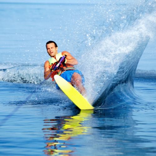 Banana Island Things to Do (7) Water Skiing
