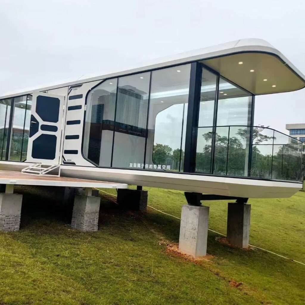 Capsule House